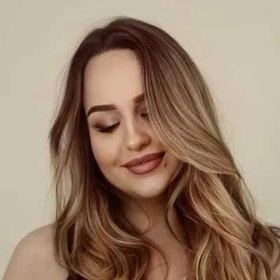 Klaudia profile
