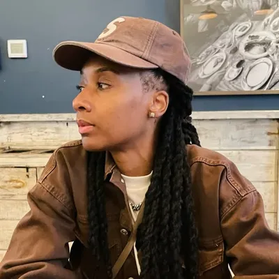 Que B LGBT+ Content Creator profile