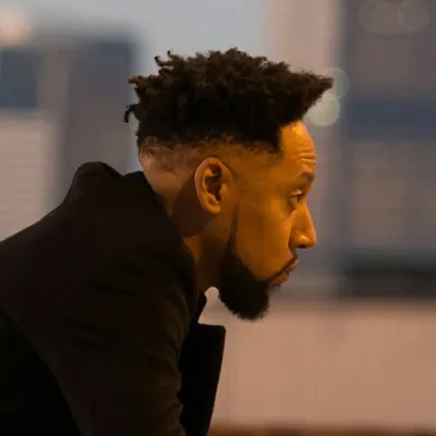 Langston Que profile
