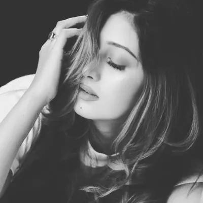 Urvashian❤️ profile