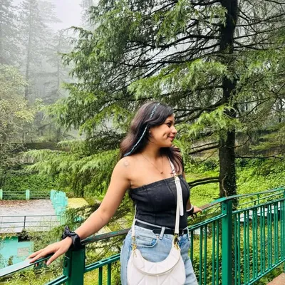 अहाना दत्ता👸🏻 profile