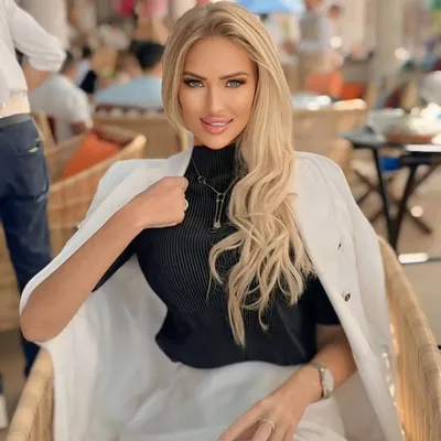 Jennie Veronika | Real Estate | Dubai ๐ฆ๐ช profile