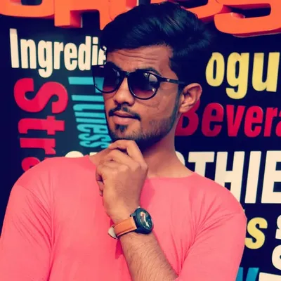 ReHaN KhaN๐๐๐ profile