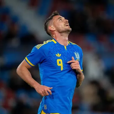 Roman Yaremchuk profile