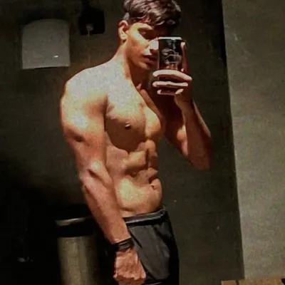 Ritik Tiwari profile