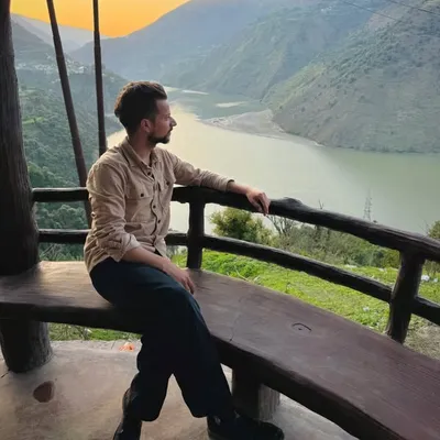 Raashid Sarfaraz profile