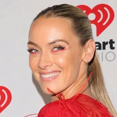 RACHEL SKARSTEN profile