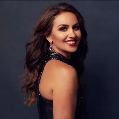 RACQUEL FRISELLA | AESTHETIC NURSE PRACTITIONER profile