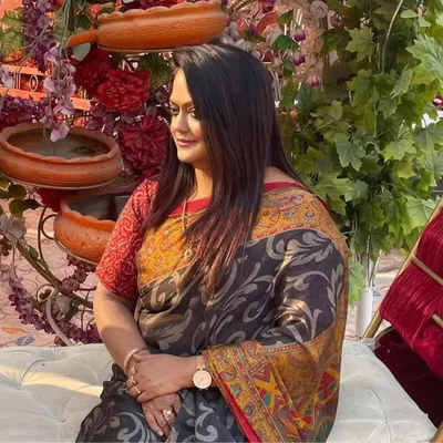 Radha Agrawal profile