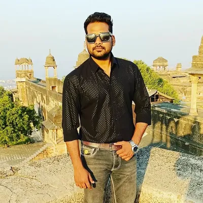 Raees Qureshi profile
