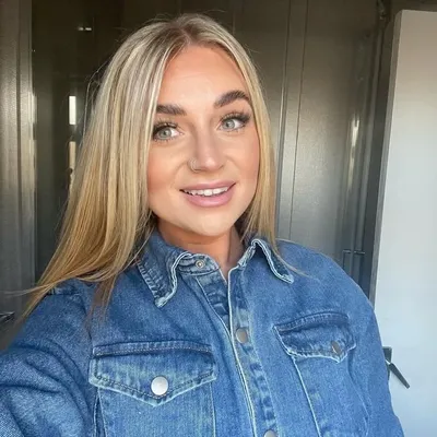 Raegan Elizabeth Hipwell profile