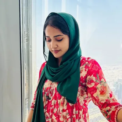 RAESHAA HUMAIRAA profile