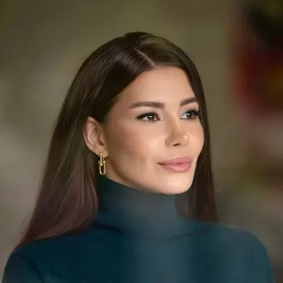 Rafaella Ćhijnër profile