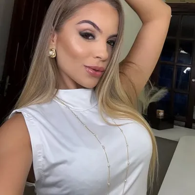 Rafaela Bastos | PROVADOR FASHION profile