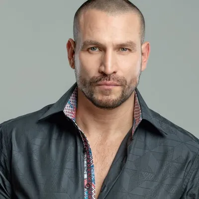 Rafael Amaya Oficial profile