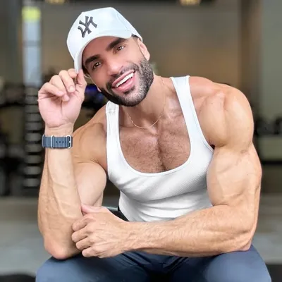 Rafael Veloso profile