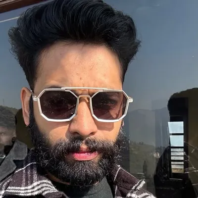 Raftaar Lamba profile