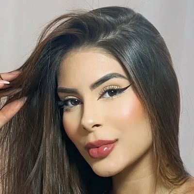 Raianne Maria profile