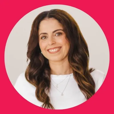 Raifaives 👋🏻| Estrategista de conteúdo profile