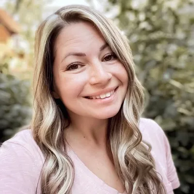 Bree Larson profile