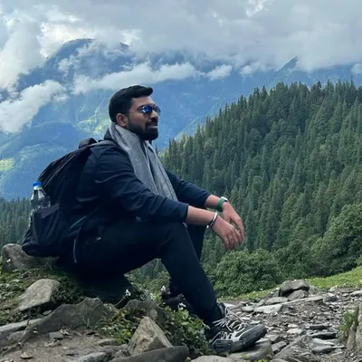 Raj Savla profile
