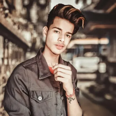 RAJ=KAPØØR,🖤. profile