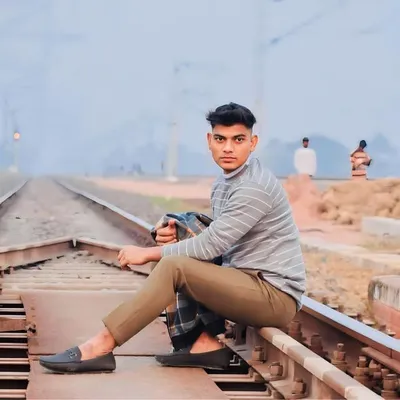 Lakshman Raj profile