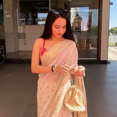 Rajvi A. Dholakia profile