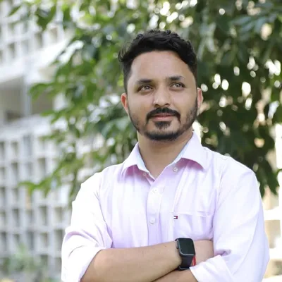 Rakeshwar Kapoor ๐ ๐ profile