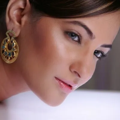 Rakshanda Khan