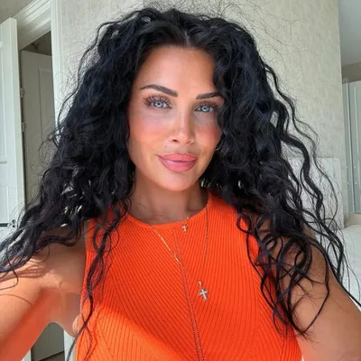 † Ramina Benjamin profile
