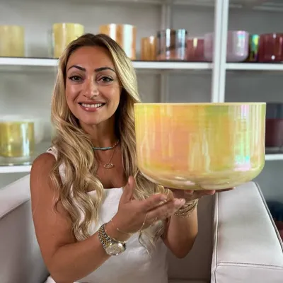 Rana Nader Yoga Boutique & Crystal Tones®️ Sister Temple profile