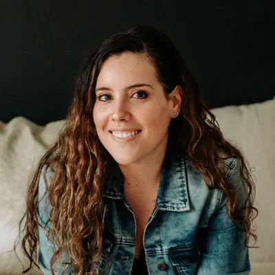 Pili Laviolette | Web + App Designer profile
