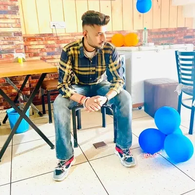 R~GURU 🔵 profile