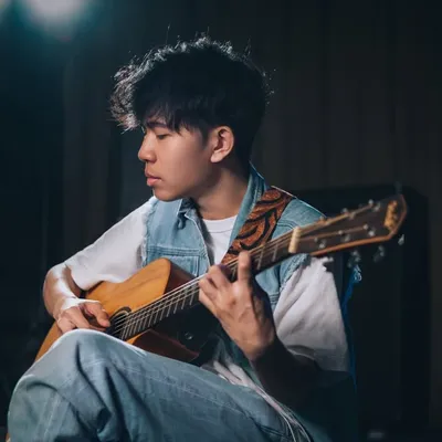 培根 profile
