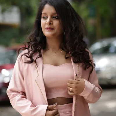 RJ Rapid Rashmi profile