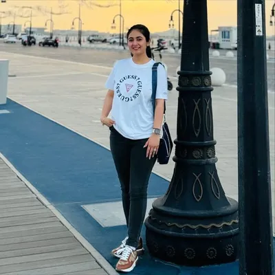Rashika Grover 🧿 profile