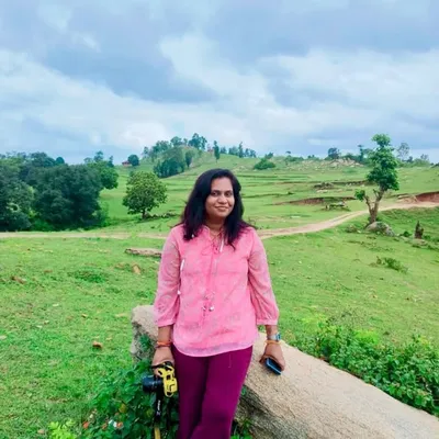 Rashmi Deshpande profile