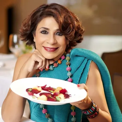 Rashmi Uday Singh profile