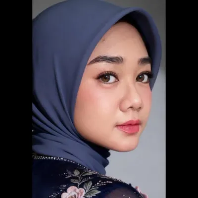 Ratna Alfayadh profile