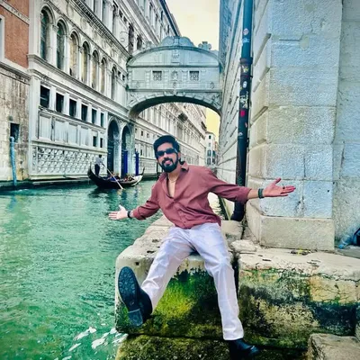 Ravi Chouhan profile