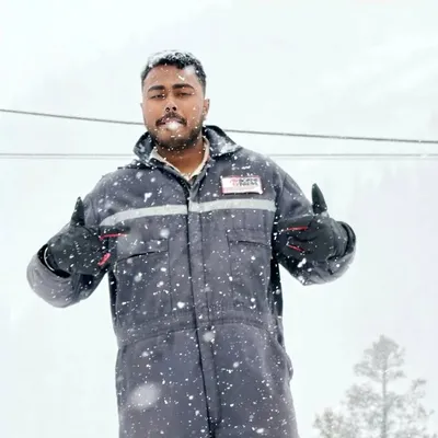 Rávï Srívãståvā profile