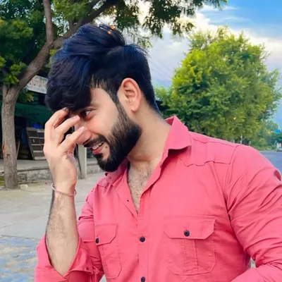 Ravii Hasnani profile