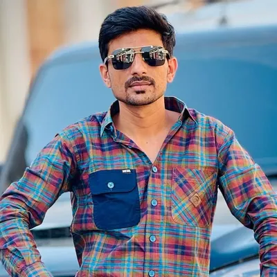 Ravi Khoraj profile