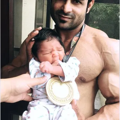 Ravinder Malik profile