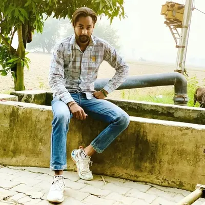 Ravinder Singh profile