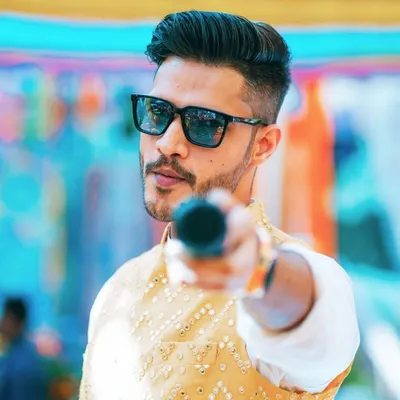 RAVIN KUNDUU profile