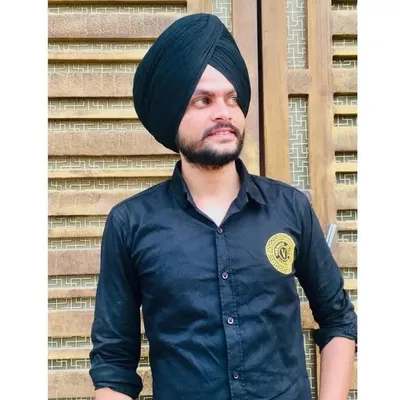ravneet❤️ profile