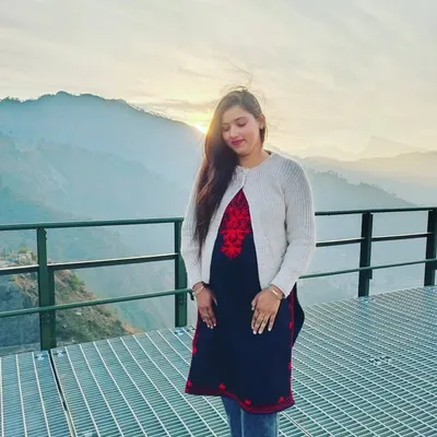 Ritu Ravi profile