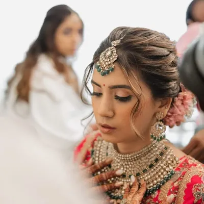 Raza Rose Makeovers profile